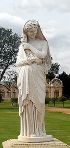 Statue of the Comic Muse near the Fountain September 2011
